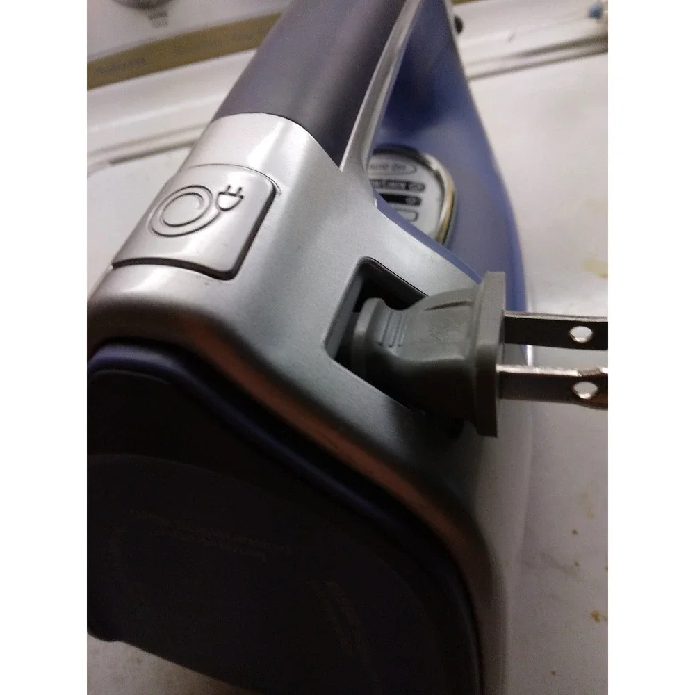 HAMILTON BEACH DURATHON NONSTICK IRON